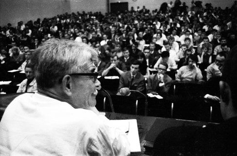 Congress of the student organisation SDS Sozialisischer Deutscher Studentenbund at the University of Frankfurt/M. on 22. 5. 1966