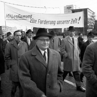 Trade union activities in the years 1965 to 1971 on the subject of co-determination and Montanmitbestimmung in the Ruhr area