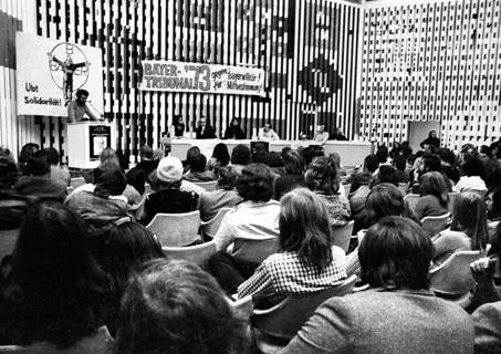 The promotion of co-determination at the Bayerkonzern was the aim of this event of trade unionists and left-wingers on 8 December 1973 in Leverkusen