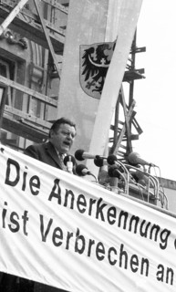 An expellees' rally on 30 May 1970 in Bonn with the NPD