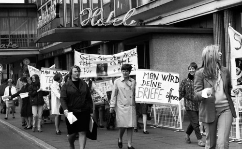 The Ruhr Action against the Emergency Laws in 1968 turned against the emergency legislation with numerous local actions by students