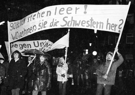 The dismissal of two nurses was protested by parts of the staff at Essen Hospital on 19 October 1973
