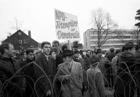 Several hundred demonstrators