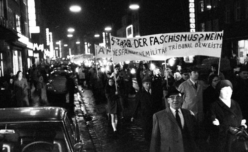 Cologne leftists demonstrated against neo-Nazis and international fascism through the city centre on 10. 11. 1968