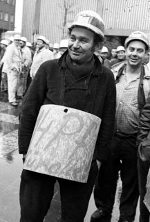 With a spontaneous strike and demonstration