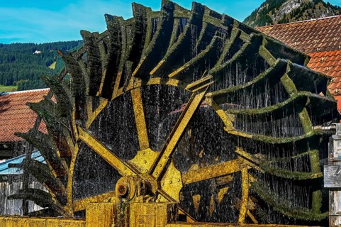 The hammer mill with water wheel