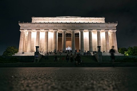 Lincoln Memorial on the National Mall at night