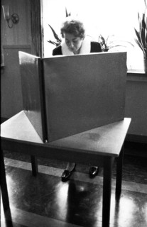 The 1969 federal election here on 28. 9. 1969 at a polling station in a district of Dortmund