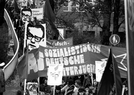 On the occasion of the visit of KPF leader Georges Marchais