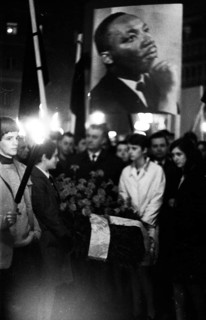 Students and professors of the University of Bonn reacted with mourning and protest to the assassination of Martin Luther King in the USA on 5 April 1968 in Bonn