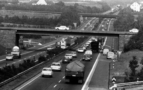 Traffic on the Ruhrschnellweg