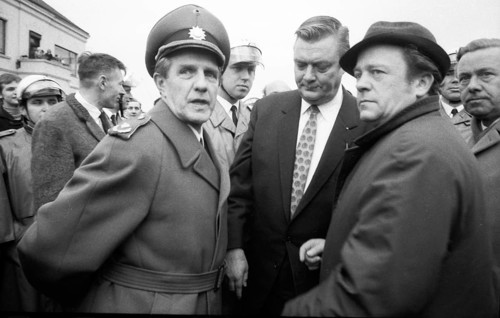 The NPD's radical right-wing Resistance Action was a nationwide response to Willy Brandt's 1970 policy of understanding with the East