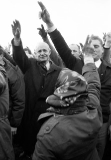 The right-wing radical action Resistance of the NPD was a nationwide response to Willy Brandt's policy of understanding with the East in 1970. These generated a sometimes furious reaction from left-wi...