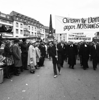 Several hundred Christians
