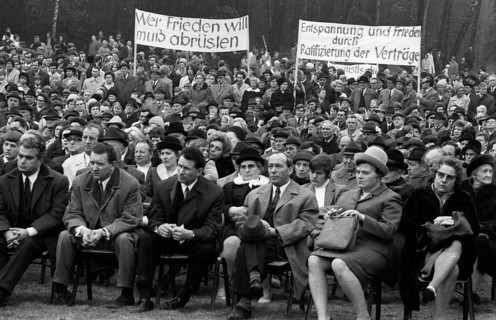 The honouring of the dead by the Nazi regime on Good Friday 1945