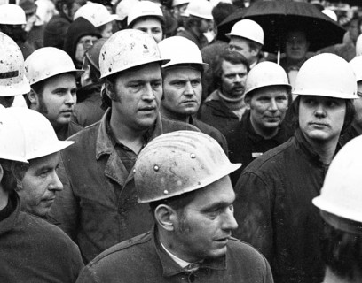 With a spontaneous strike and demonstration