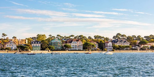 Villas and houses on the beach of Arcachon