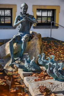 The Duck Fountain by the sculptor Hans Wachter