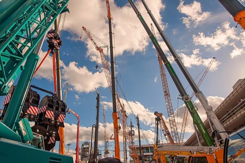 Cranes of all kinds and types