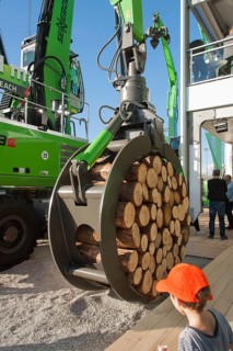 Excavator for timber loading