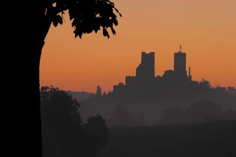 Muenzenberg Castle in front of sunrise