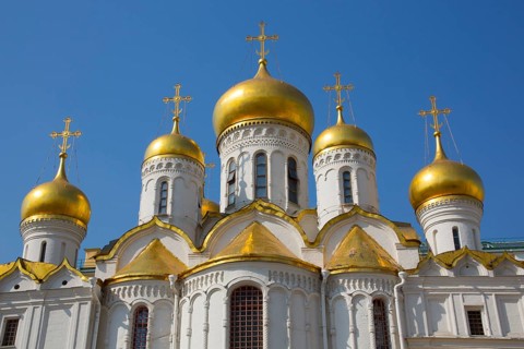 Golden onion domes of the Kremlin Church