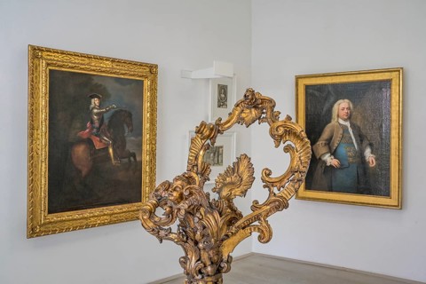 Haendel House