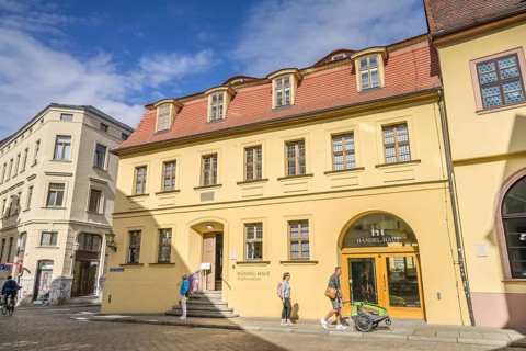 Haendel House