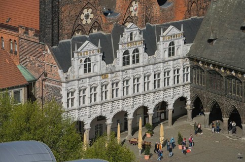 Renaissance dormer