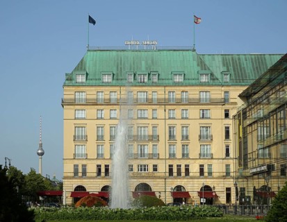 Fountain in front of Hotel Adlon