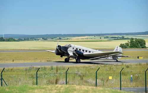 Propeller plane