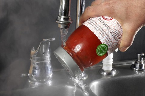 Hot Water Expands Metal Cap for Easy Removal