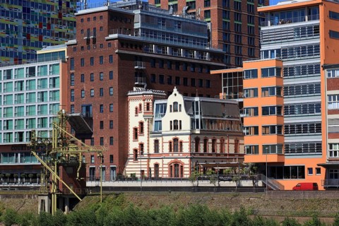 Ensemble of buildings along the Julo-Levin bank in the Media Harbour