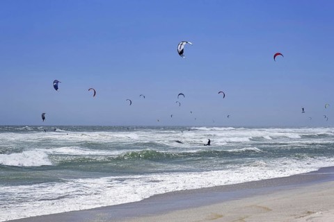 Kitesurfers
