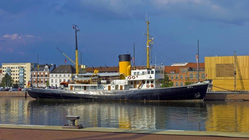Icebreaker Whale at the pier of the New Harbour