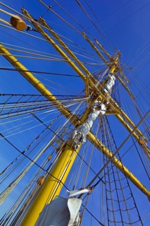 Mast of the Alexander von Humboldt II