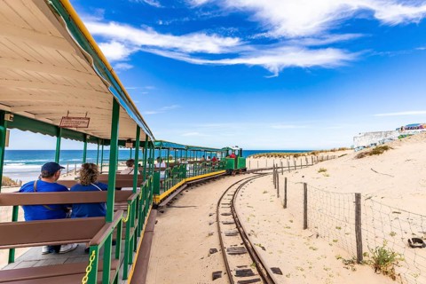 Historic museum tramway to Cap Ferret beach