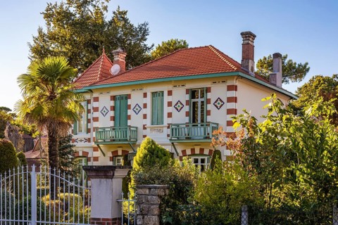 Belle Epoque villa in the Ville d'Hiver