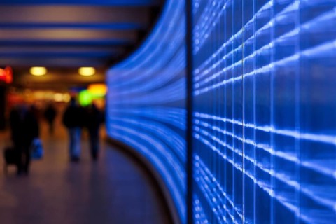 Passers-by in underground passage Passerelle