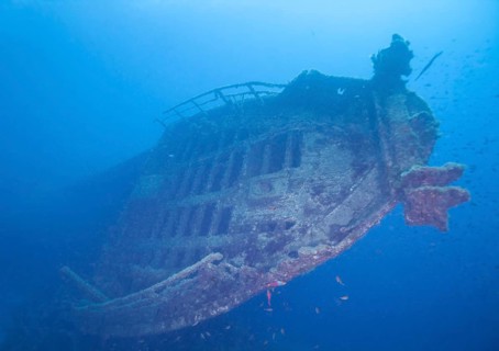 Shipwreck near Puerto del Carmen