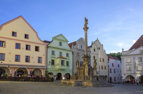 Nam Svornosti Square