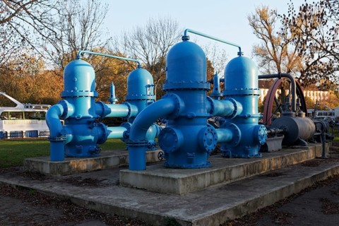 Steam pump