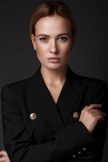 Fashion model with natural makeup