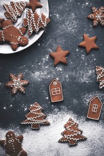 New Year's gingerbread cookie with Christmas accessories
