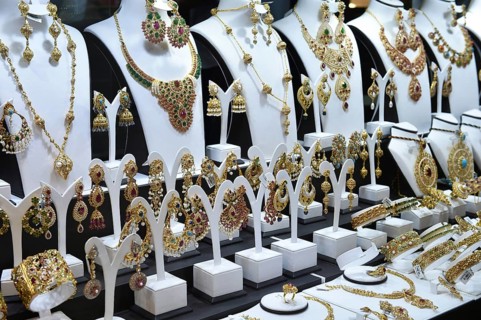 Gold jewellery in Goldsouk Dubai