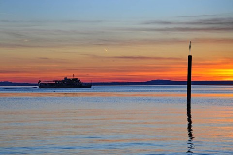 Excursion boat