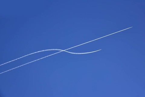 Condensation streaks from military jets during flight manoeuvres over Bavaria