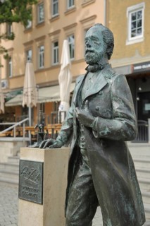 Sculpture by Carl Zeiss
