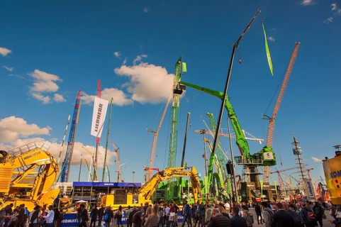 Cranes and construction machinery of all kinds and types