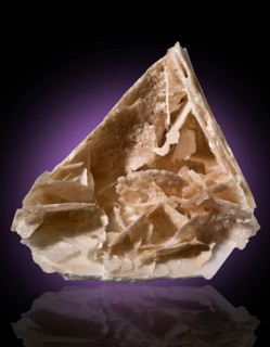 Calcite illustrating Angel Wing formation